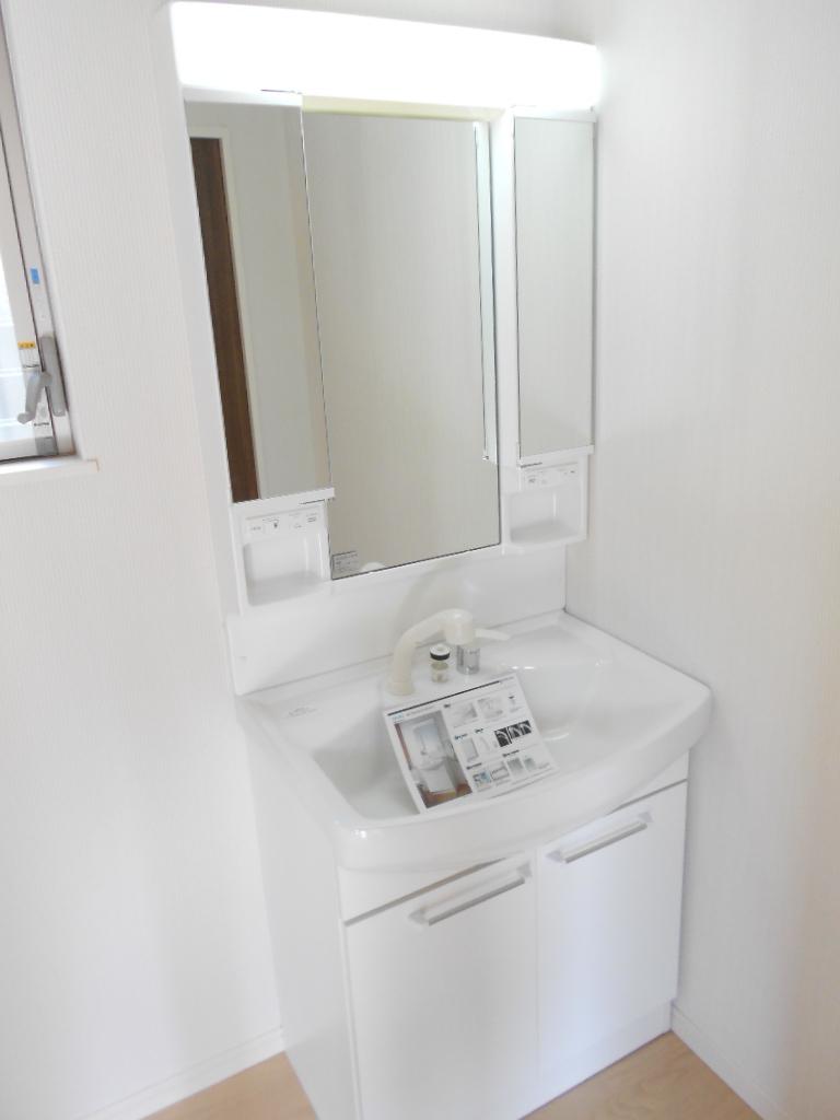 Same specifications photos (Other introspection)