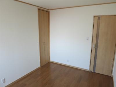 Same specifications photos (Other introspection). Same specifications