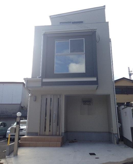 Local appearance photo. After the new construction, It is a beautiful single-family non-residents. 