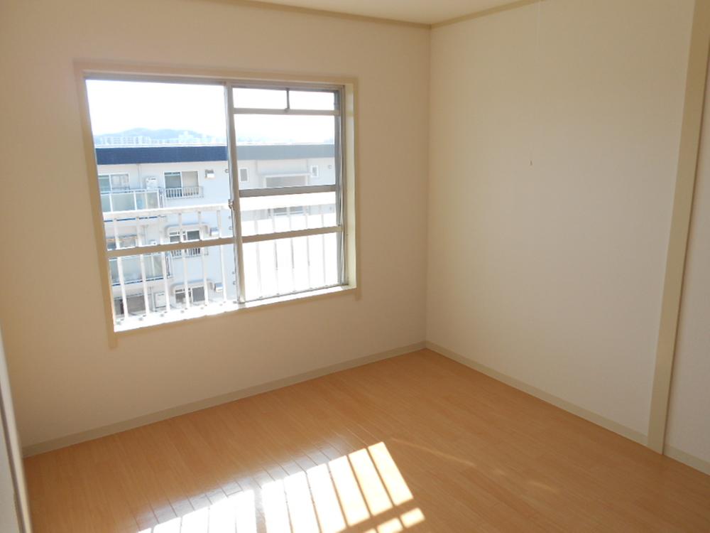 Non-living room