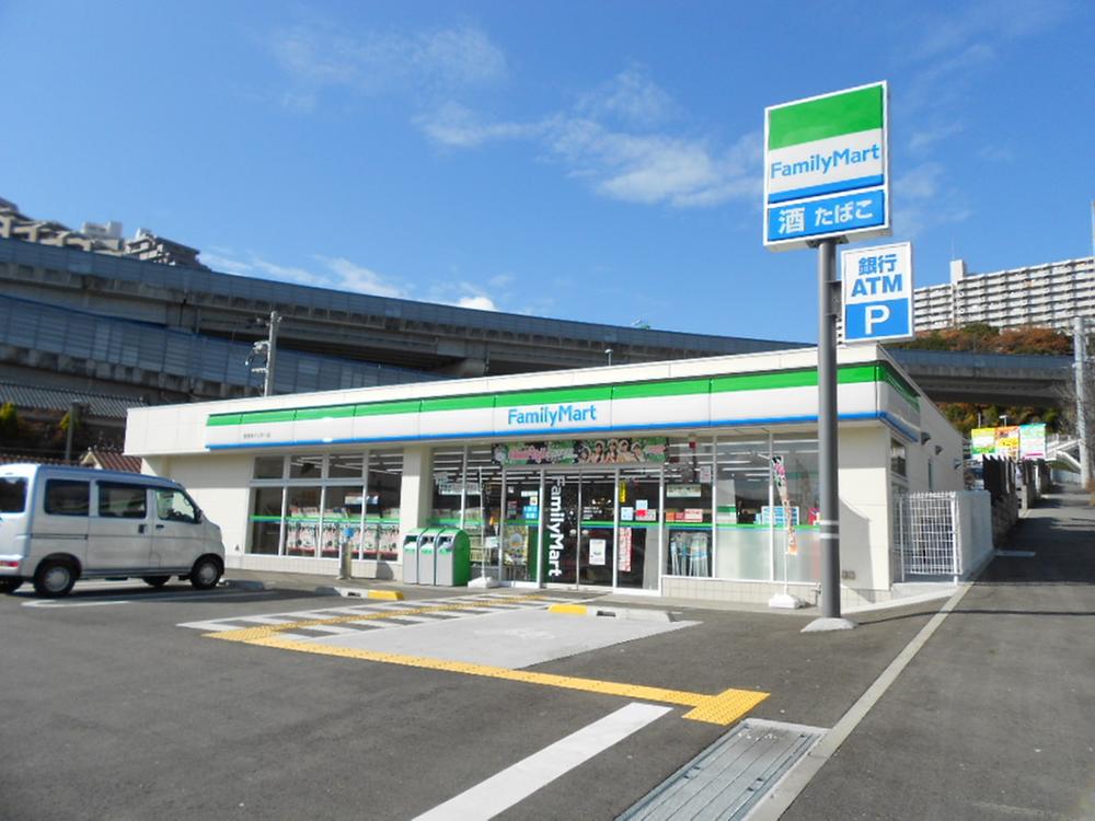 Convenience store. 210m to FamilyMart