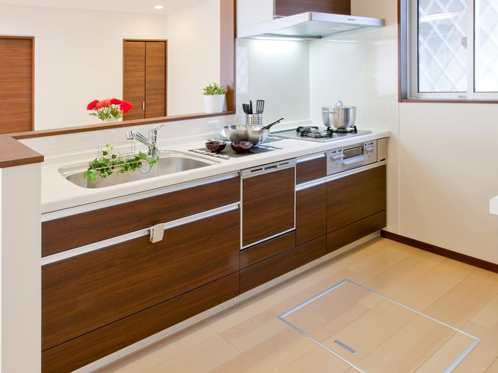 Kitchen. Can dishes while enjoying the conversation with your family, Face-to-face kitchen! 