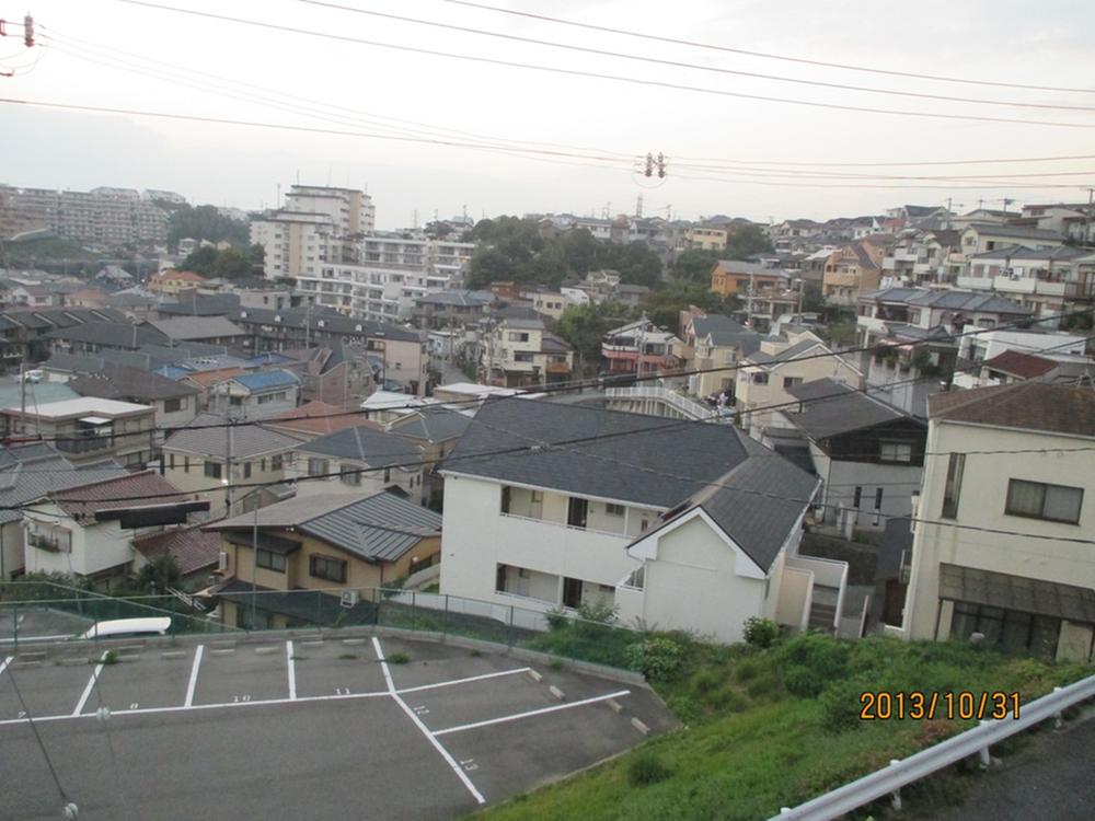 View photos from the dwelling unit. View from the site (October 2013) Shooting