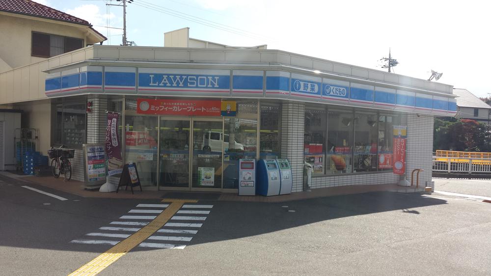 Convenience store. I 640m 24-hour will be saved after all to Lawson Hontamon