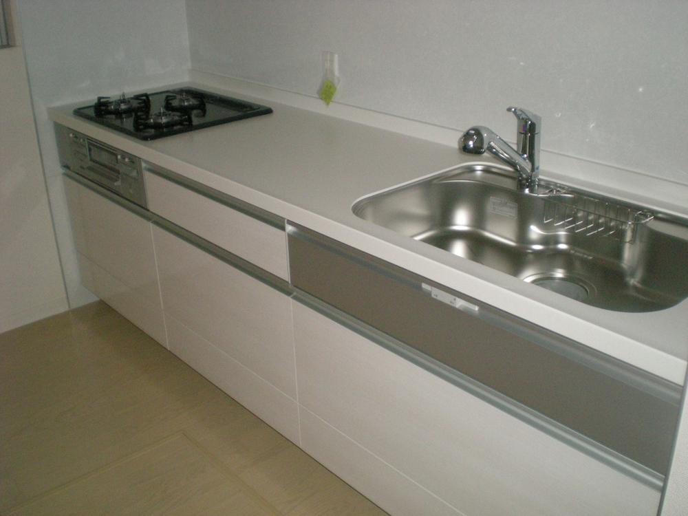 Same specifications photo (kitchen)