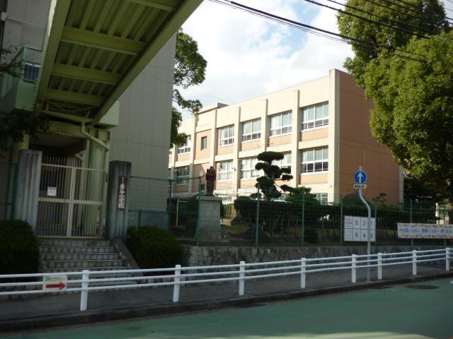 Primary school. Myodani until elementary school 1500m