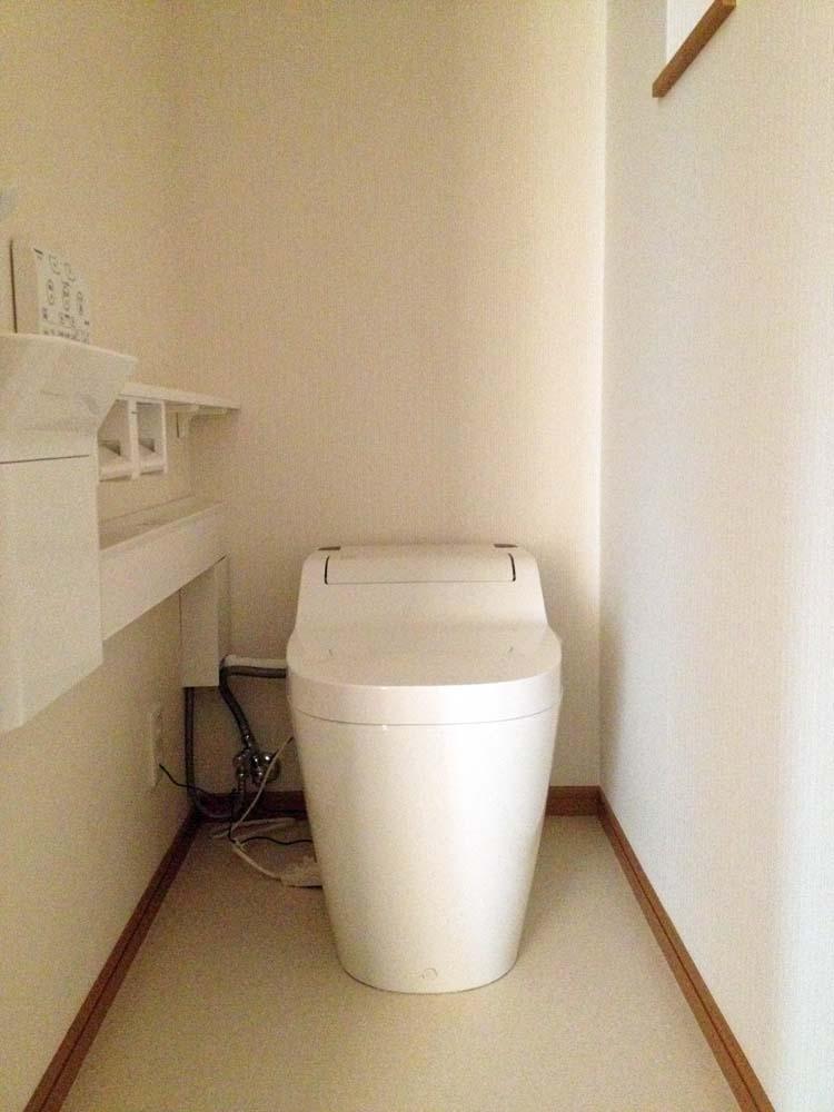 Toilet. ■ Toilet high-function toilet "La Uno S"