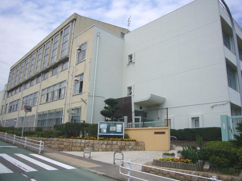 Primary school. Kasumigaoka until elementary school 260m