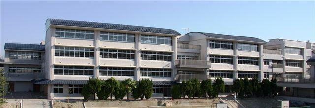 Junior high school. 1111m to Kobe City Tarumi Higashi Junior High School