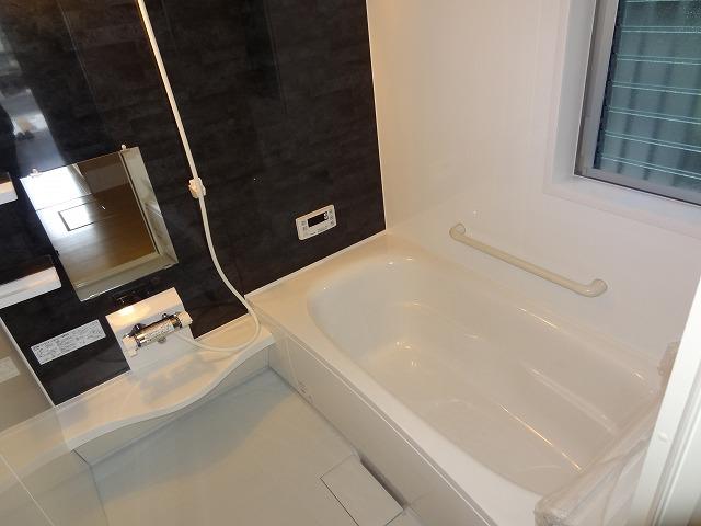 Same specifications photo (bathroom). The company specification