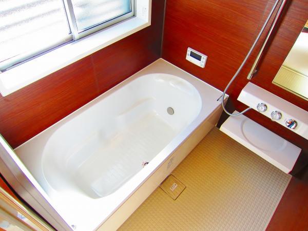 Same specifications photo (bathroom)