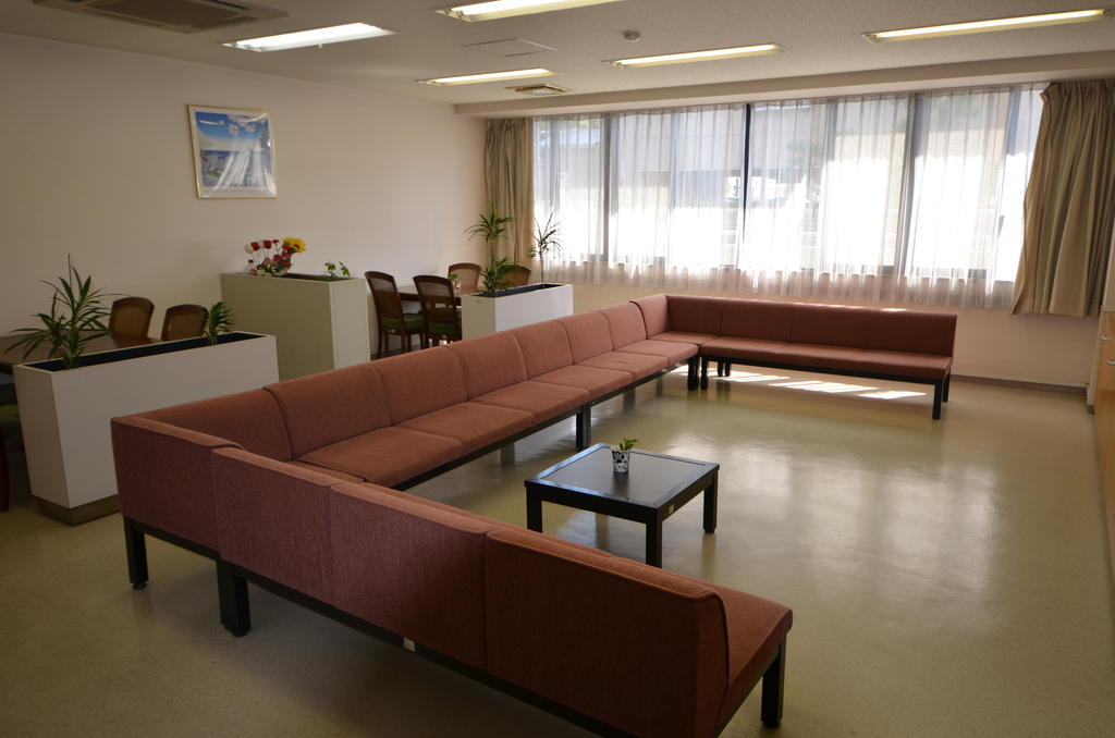 Other common areas. There is also a common room.