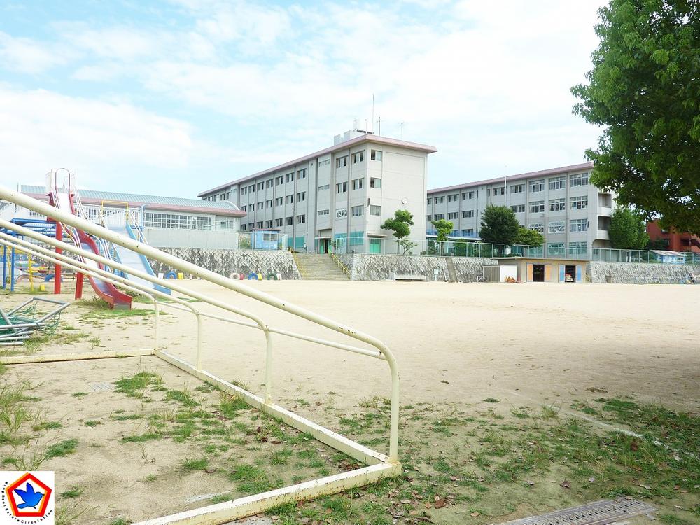 Primary school. 484m to Kobe City Fukuda Elementary School