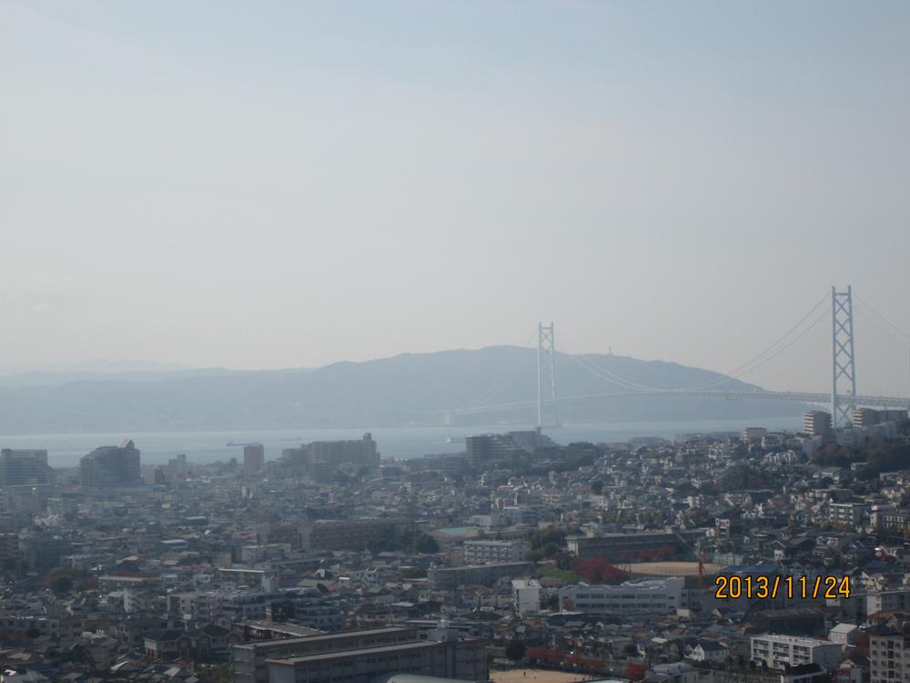 View photos from the dwelling unit. Awaji Island, Akashi Kaikyo Bridge, It offers views of the sea!