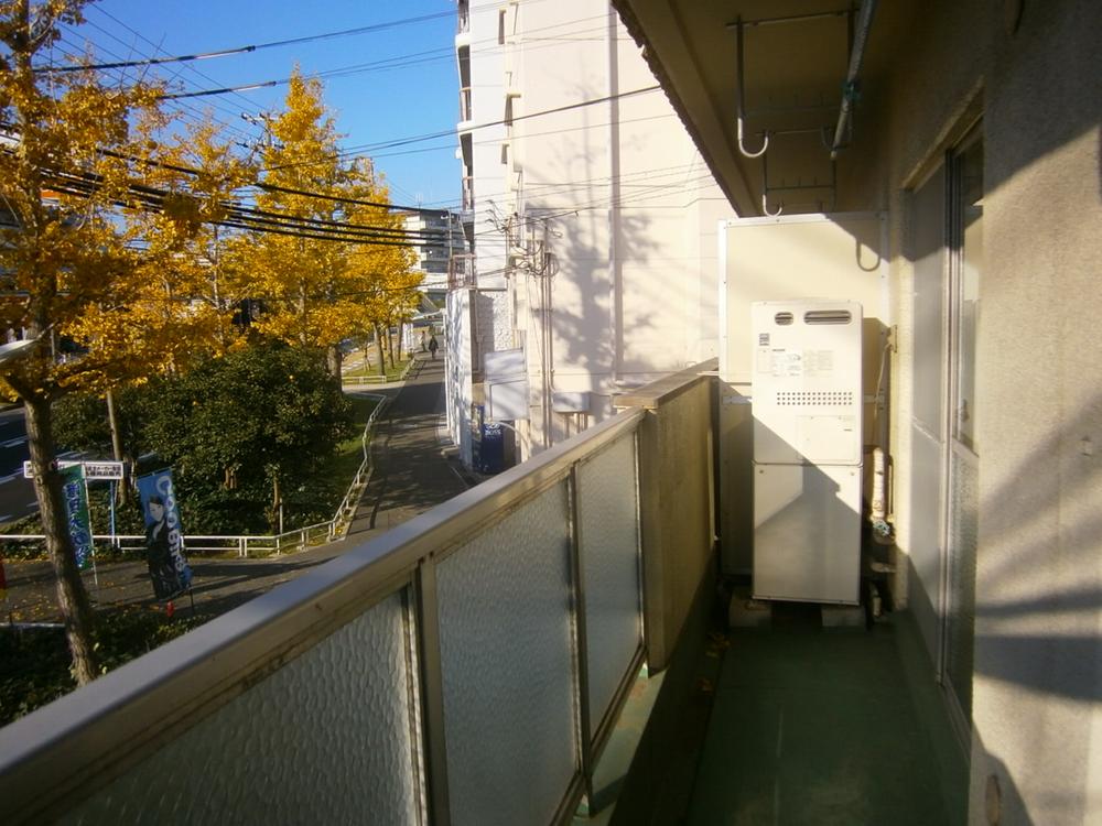 Balcony. Balcony facing the room 2 the room is not need your laundry spacious even stress