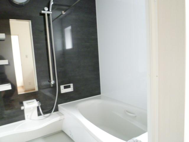 Same specifications photo (bathroom). Same specifications