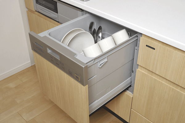 Kitchen.  [Dishwasher] Cleaning up is equipped with a dishwasher of the slide type to be easier (same specifications)