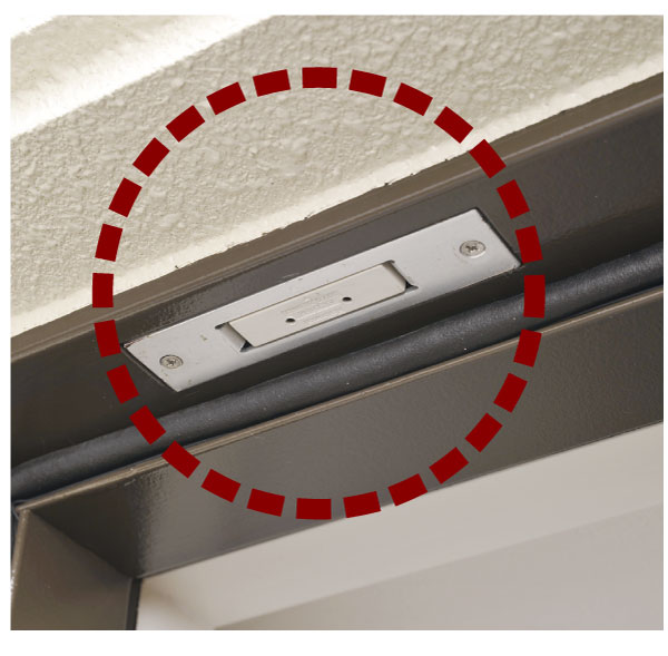 Security.  [Crime prevention (magnet) sensor] The opening and the entrance of all dwelling units have been installed security (magnet) sensor ※ FIX window, Except for the bathroom window (same specifications)