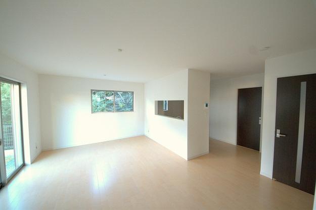 ◆ 1 Building Living ◆