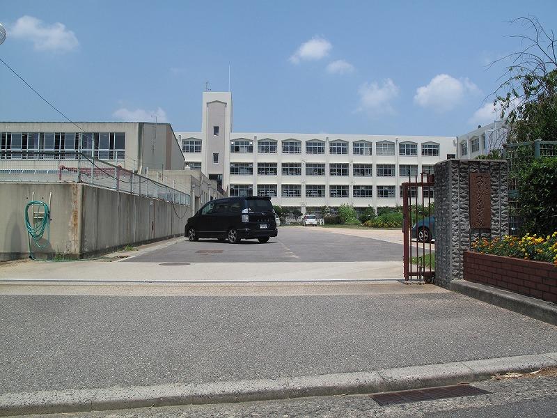 Primary school. 627m to Kobe Municipal Tsutsujigaoka Elementary School
