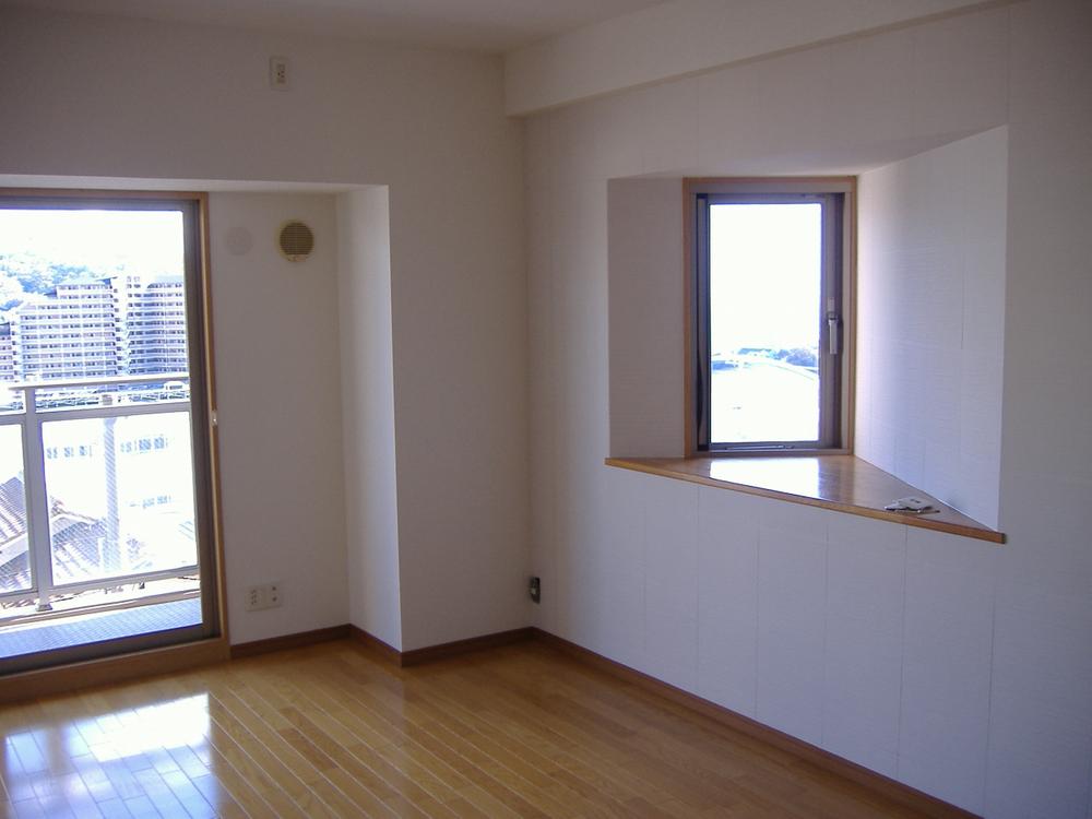 Non-living room. LDK16.4 Pledge. Two-sided lighting. LD floor heating ・