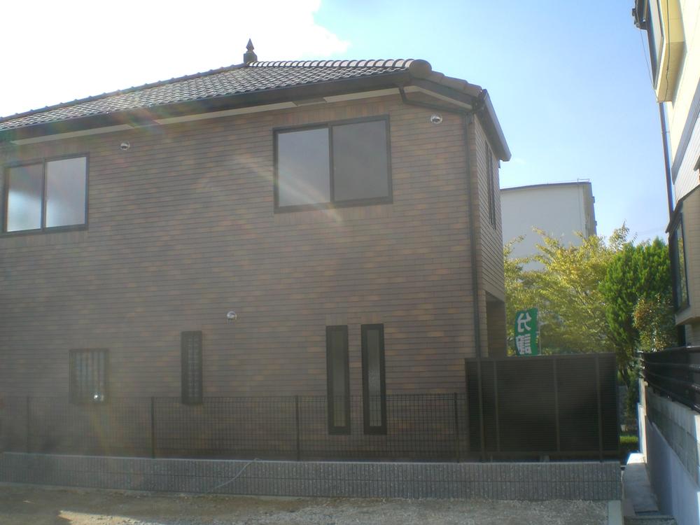 Local appearance photo. (Newly built single-family) Manabigaoka 1-chome Appearance back (east)