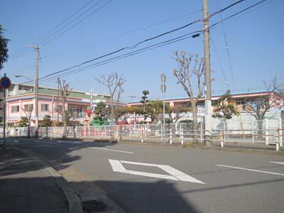 kindergarten ・ Nursery. Shinryodai 100m to kindergarten