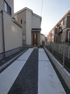 Local appearance photo. Local (11 May 2013) Shooting