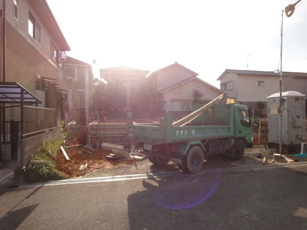 Local appearance photo. Local (11 May 2013) Shooting