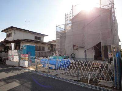 Local appearance photo. Local (11 May 2013) Shooting