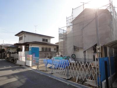 Local appearance photo. Local (11 May 2013) Shooting