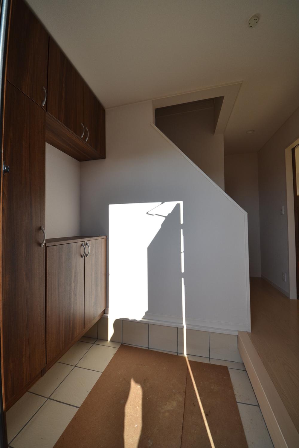 Entrance. Local (December 26, 2013) Shooting