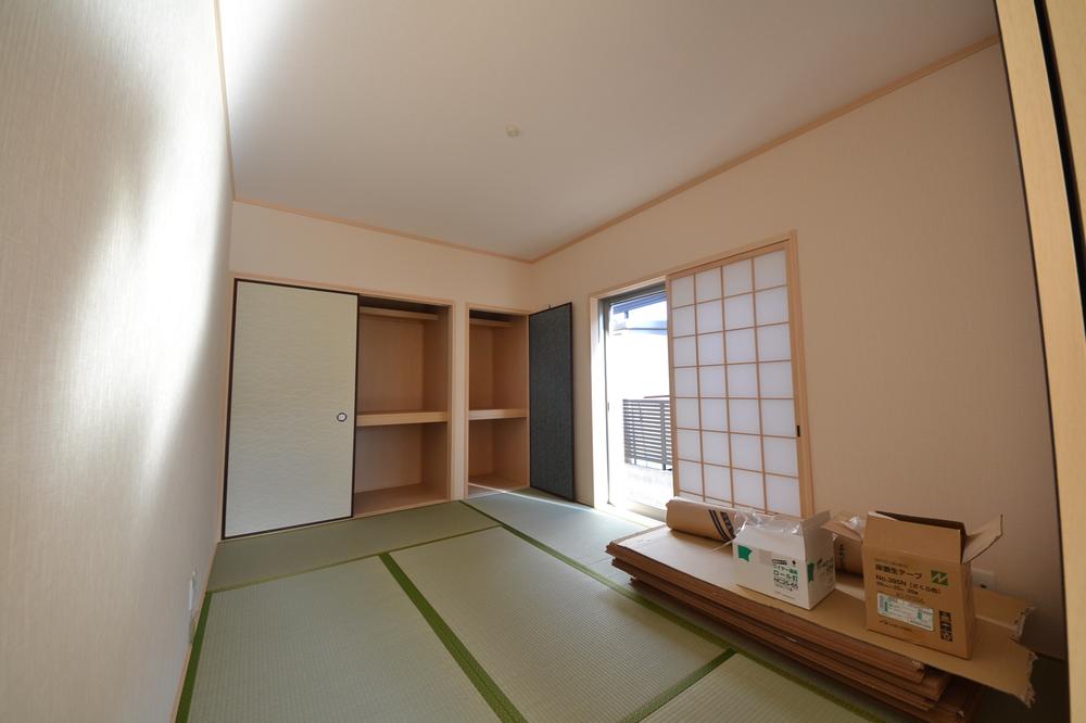 Non-living room. Local (December 26, 2013) Shooting