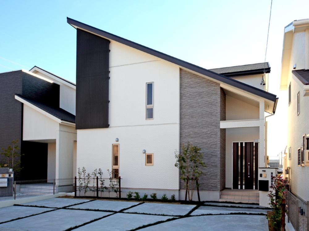 Building plan example (exterior photos). Our construction cases ※ In fact and might be different. 