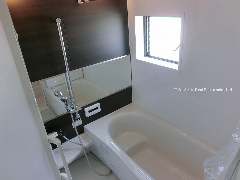 Bathroom. Mist is equipped with with bathroom heating dryer sauna.