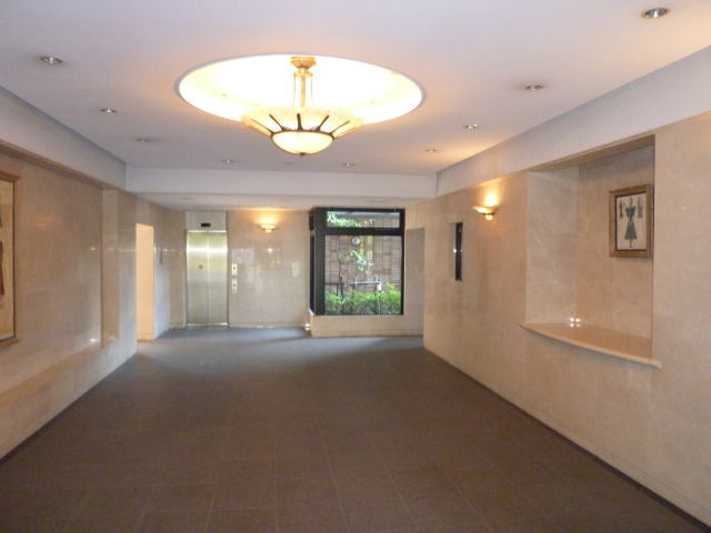 lobby. Feeling of luxury entrance ・ lobby