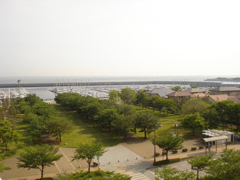 View photos from the dwelling unit. View from local (May 2013) Shooting
