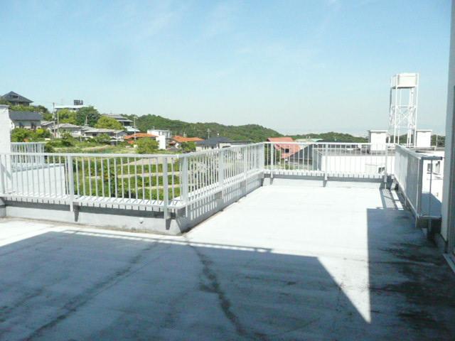 Balcony. Local (May 2013) Shooting