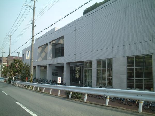 library. 1190m to Nishinomiya Municipal Central Library