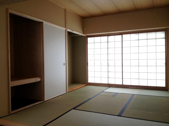 Non-living room. Japanese-style room (6 quires)