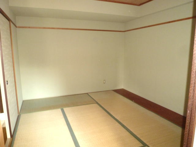 Other room space. Japanese-style room 2