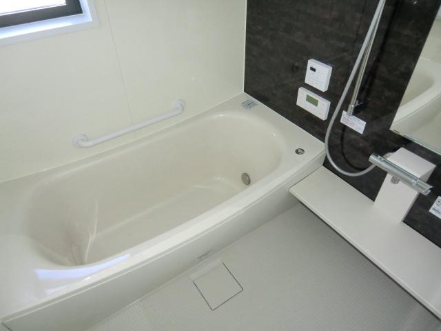 Bathroom. Local photo (bathroom) Bathroom heating dryer! Warm bath!  Mist sauna & mist Kawakku! 