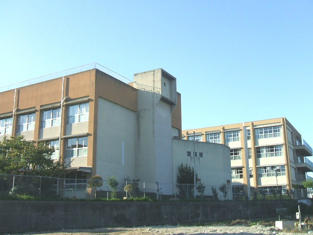 Junior high school. KinoeTakeshi 550m until junior high school (junior high school)