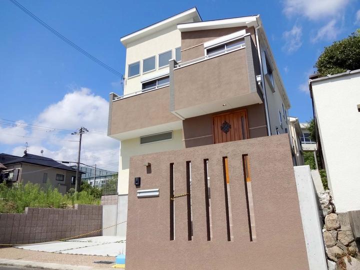 Local appearance photo. Local (September 2013) Shooting Large south-facing frontage