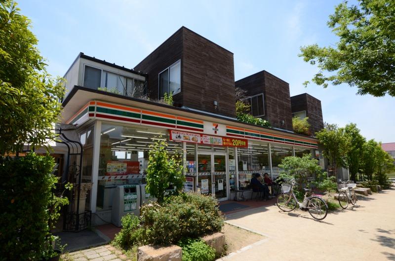 Convenience store. 2627m until the Seven-Eleven tide Ashiya shop