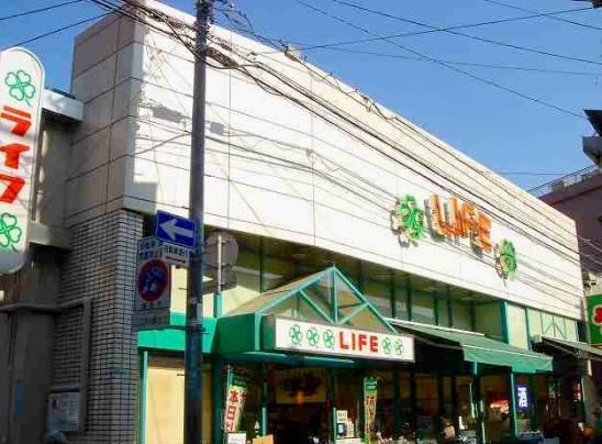Supermarket. Until Life Koshien shop 132m