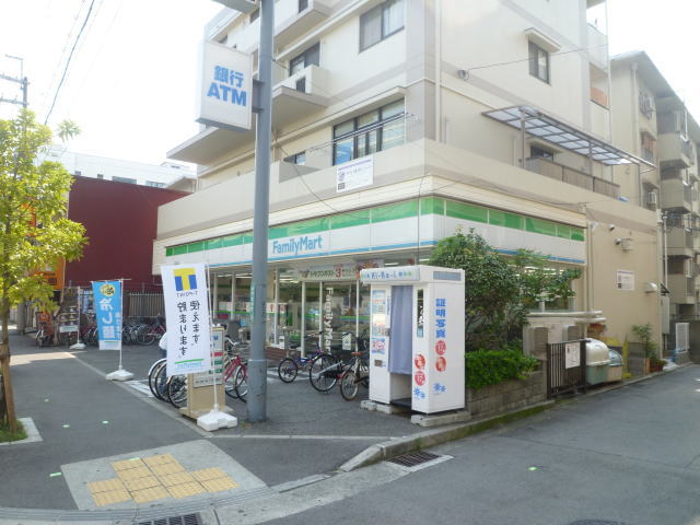 Convenience store. FamilyMart Imazu Station store up (convenience store) 177m