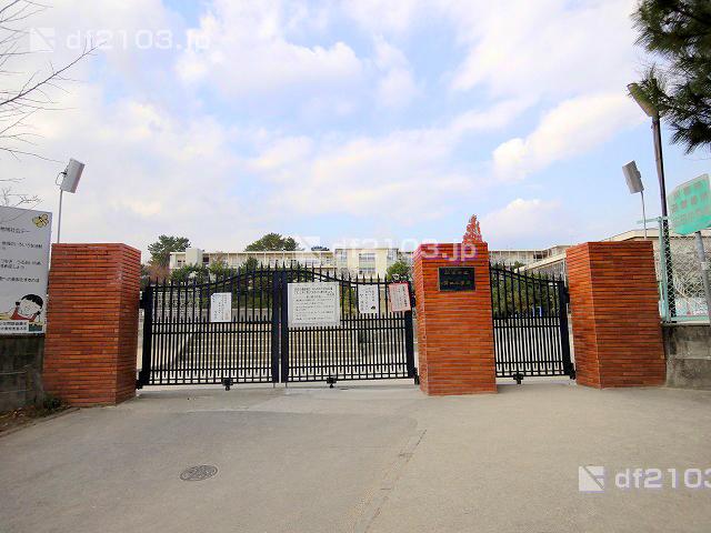 Primary school. 745m to Nishinomiya Municipal Hirota Elementary School