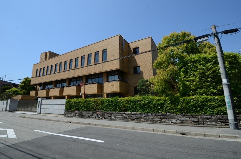 Primary school. 648m to private Koshien School Elementary School