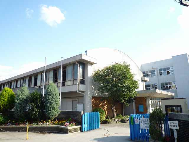 Primary school. 653m to Nishinomiya Municipal KinoeYoen elementary school (elementary school)